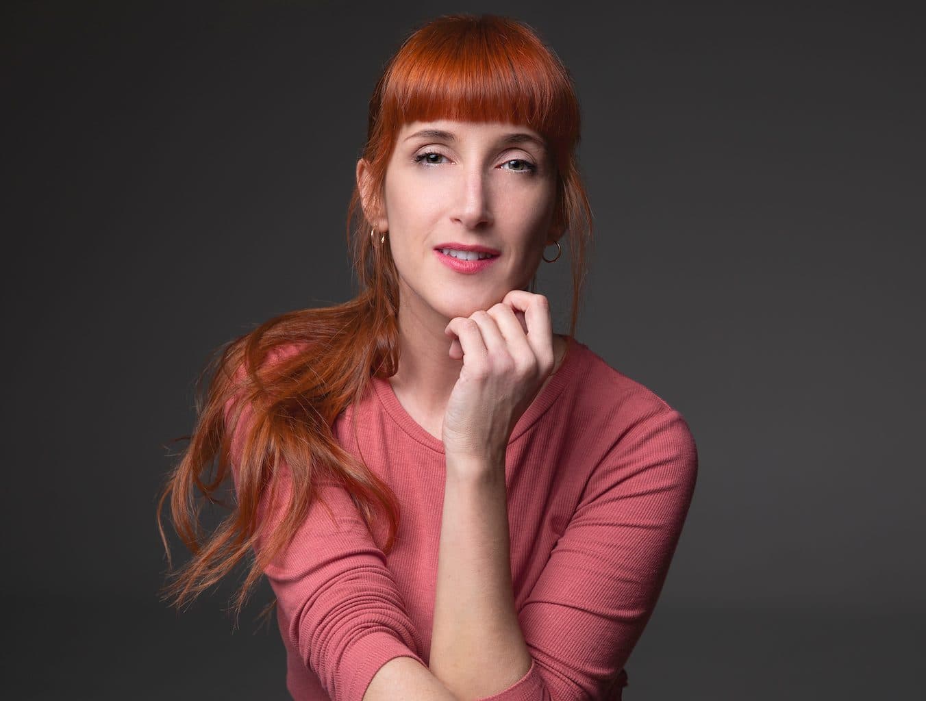 Laura Escobar — retrato